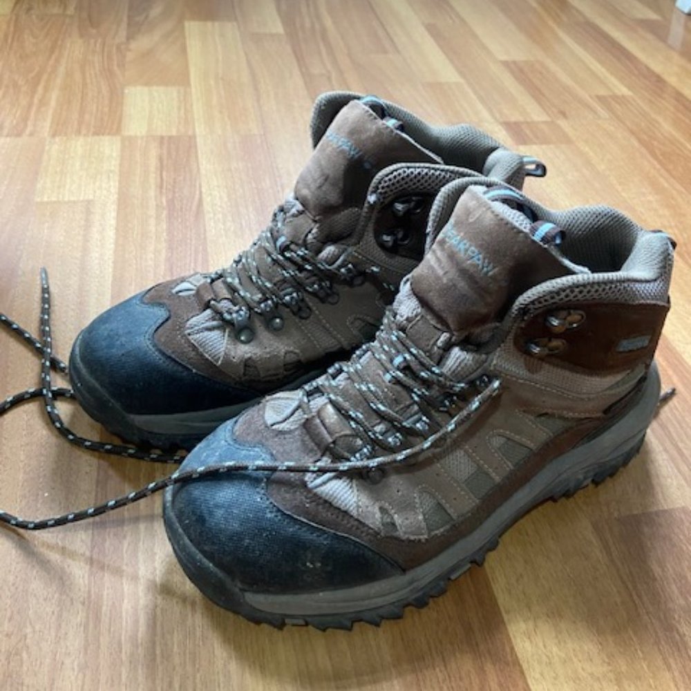 BearPaw hiking boots